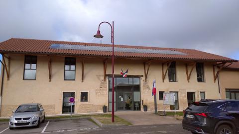 La Mairie - Chèzeneuve